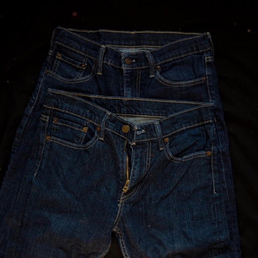 Levi two pairs of dark wash 511